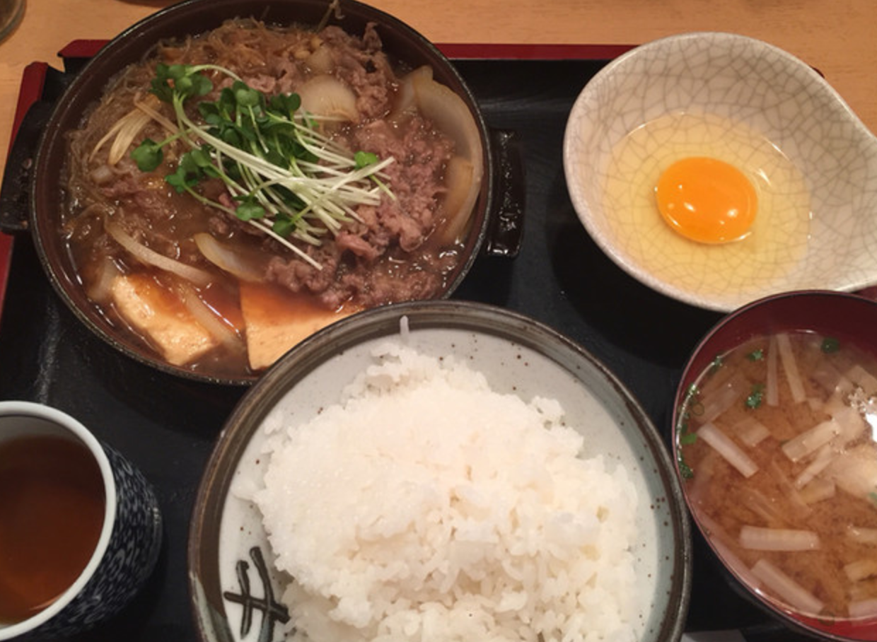 すき焼き定食 ¥700-