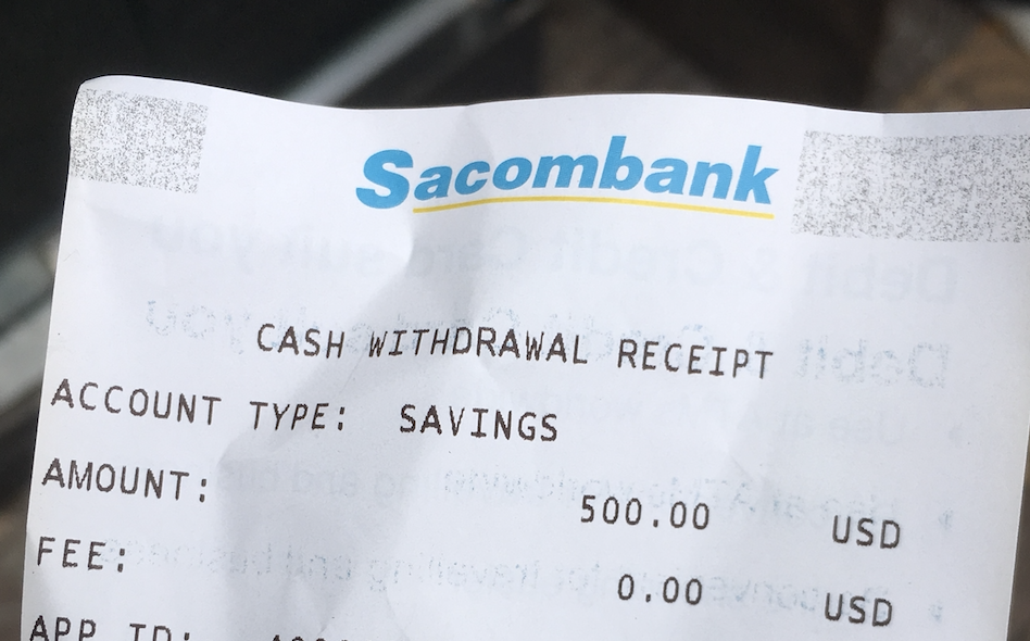 カンボジアで手数料無料のATMがあった!?