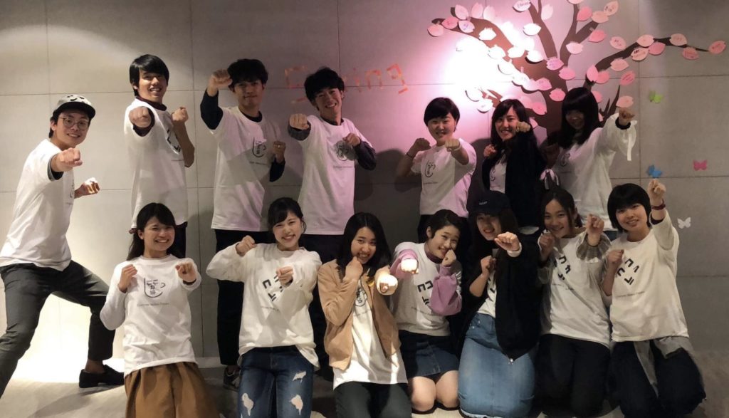 台湾でも学生のサポートをしてました。